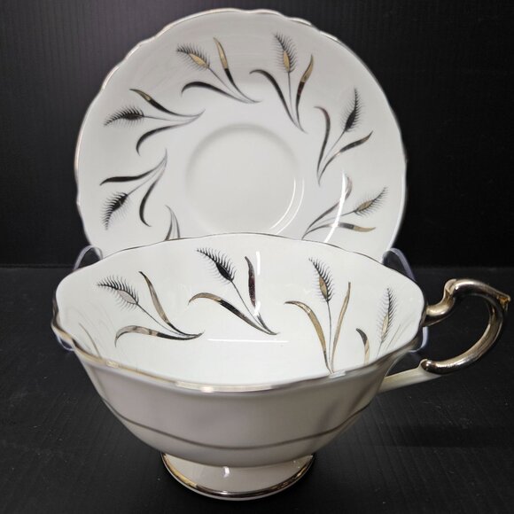 Paragon England Fine Bone China Teacup and Saucer Set Silver Wheat Design MCM - Picture 5 of 6